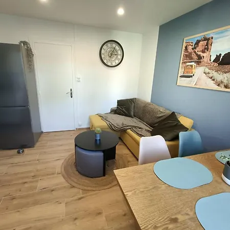 Apartman 50m From The *